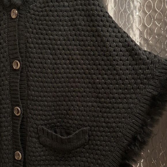 Fabulous Black Chunky Knit Hooded Poncho Sweater with Fur Trim & Button Closure - Picture 4 of 10